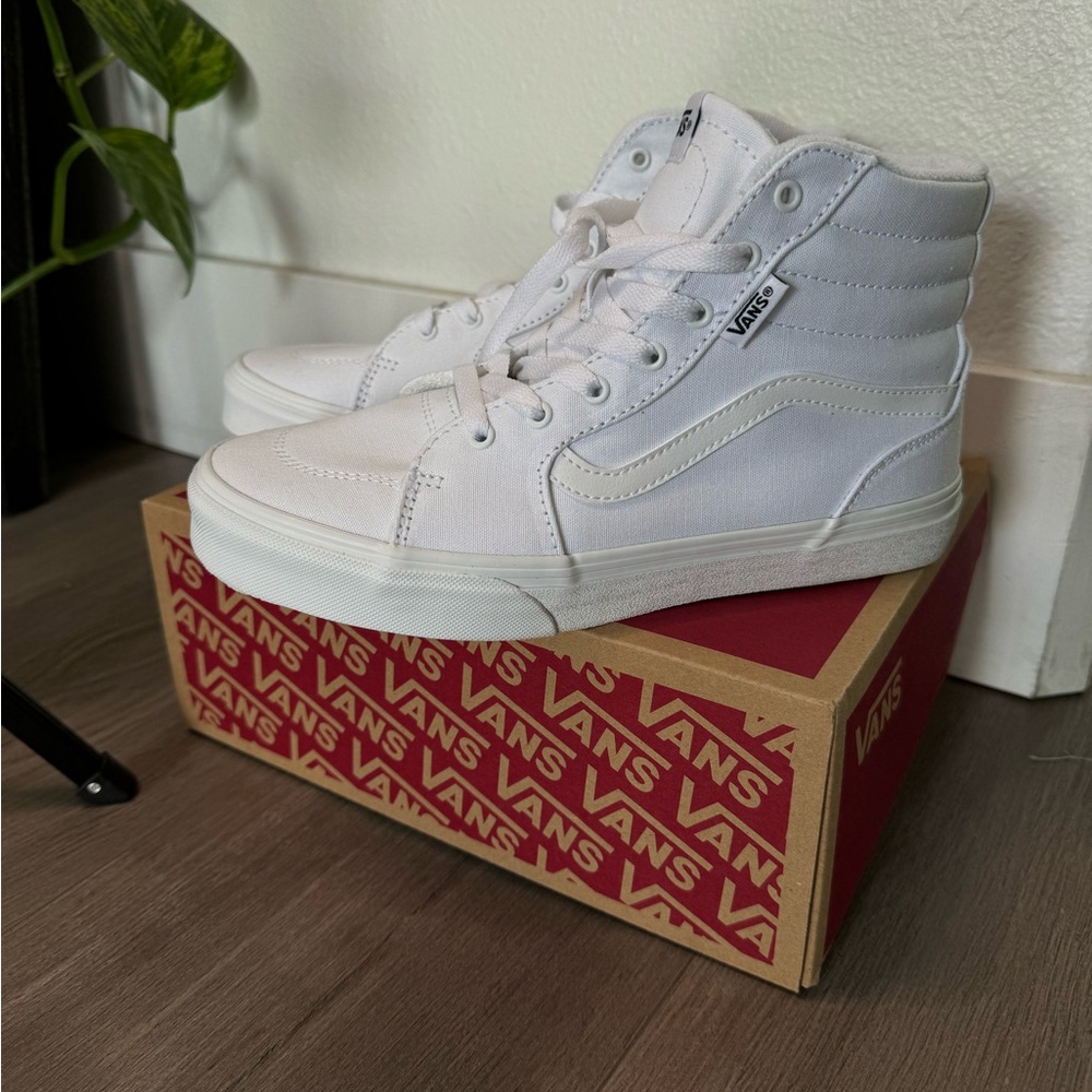 *BRAND NEW* High Tops